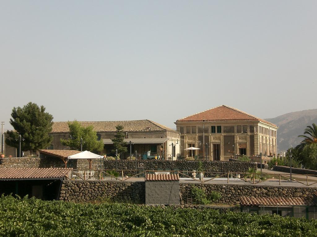 Etna Wine Azienda Agrituristica Passopisciaro ภายนอก รูปภาพ