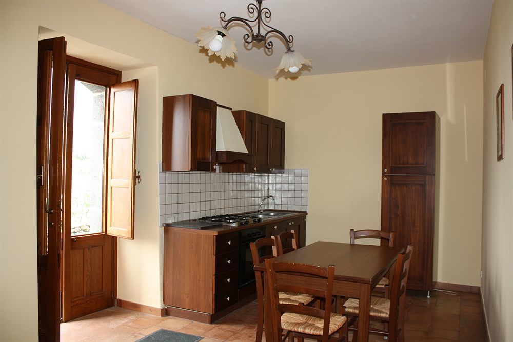 Etna Wine Azienda Agrituristica Passopisciaro ภายนอก รูปภาพ